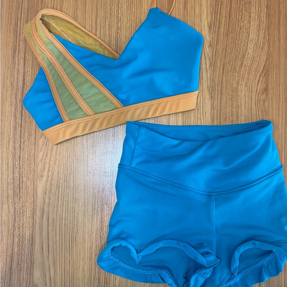 Tiger Friday Caribbean Chica Crop Child XL with matching Child L ruffle shorts